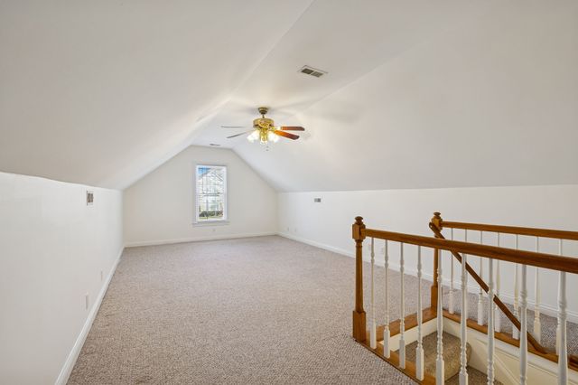 142 Mansker Park Dr, Hendersonville, TN 37075