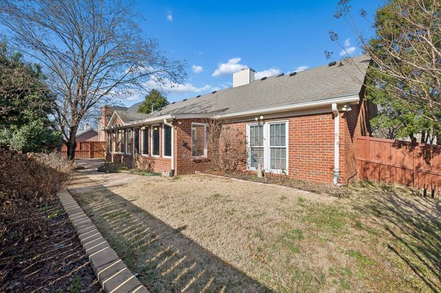 142 Mansker Park Dr, Hendersonville, TN 37075