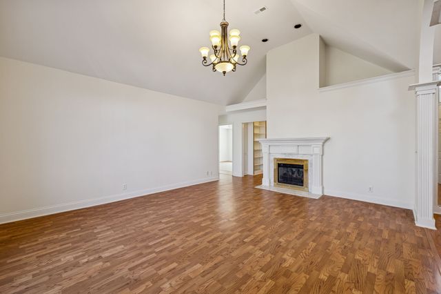 142 Mansker Park Dr, Hendersonville, TN 37075