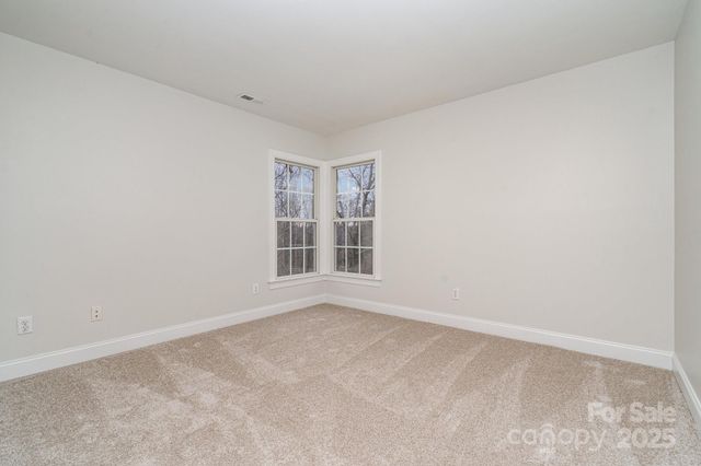 2615 Rolling Ridge Drive, Hickory, NC 28602