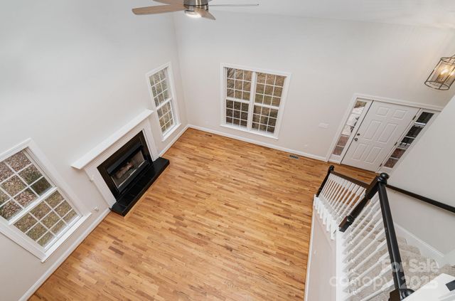 2615 Rolling Ridge Drive, Hickory, NC 28602