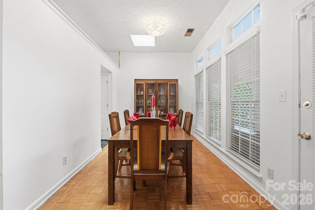 9426 Cantle Drive, Charlotte, NC 28216
