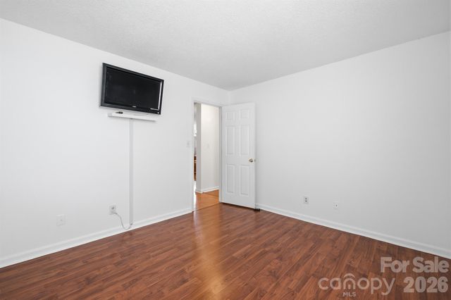 9426 Cantle Drive, Charlotte, NC 28216