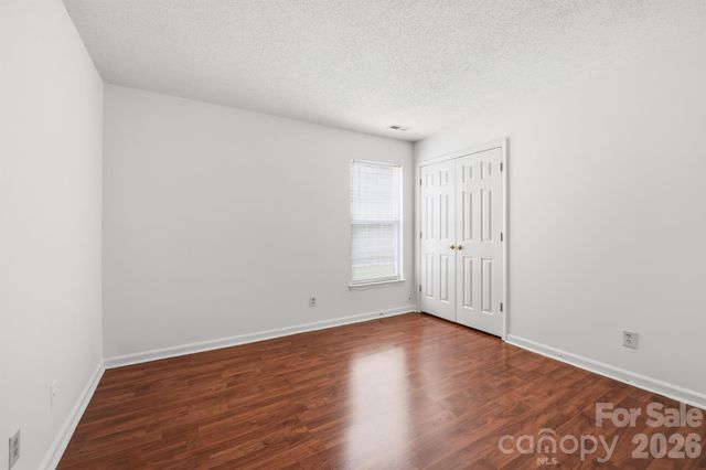 9426 Cantle Drive, Charlotte, NC 28216