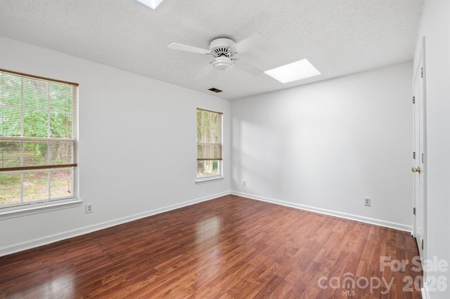 9426 Cantle Drive, Charlotte, NC 28216