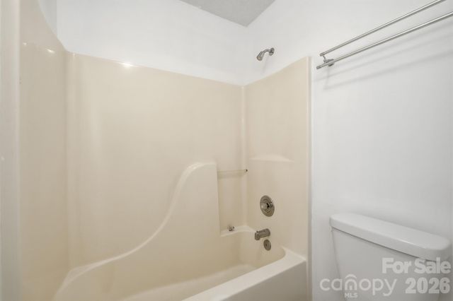 9426 Cantle Drive, Charlotte, NC 28216