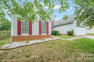 9426 Cantle Drive, Charlotte, NC 28216