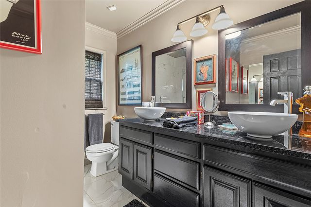 4730 S Columbia Place, Tulsa, OK 74105