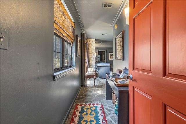 4730 S Columbia Place, Tulsa, OK 74105