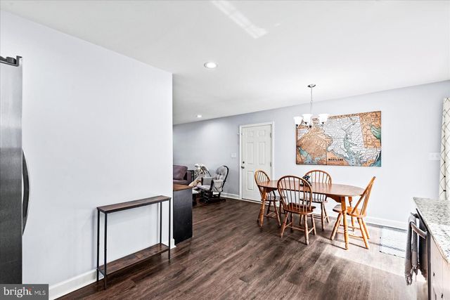 284 SHOREWOOD DR, Colonial Beach, VA 22443