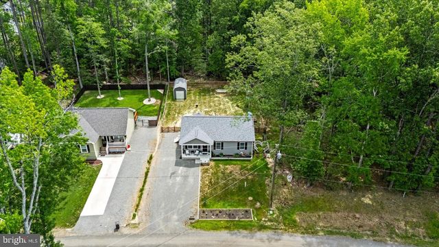 284 SHOREWOOD DR, Colonial Beach, VA 22443