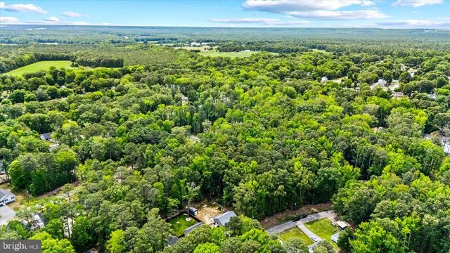 284 SHOREWOOD DR, Colonial Beach, VA 22443