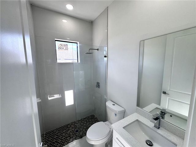 3544 NW 41st PL, Cape Coral, FL 33993