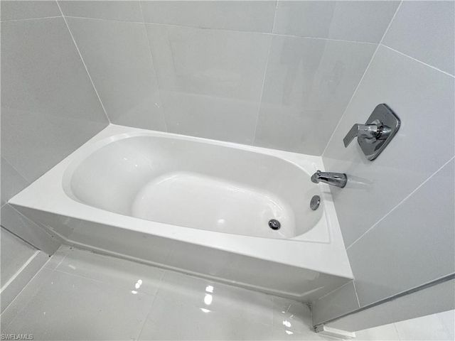 3544 NW 41st PL, Cape Coral, FL 33993