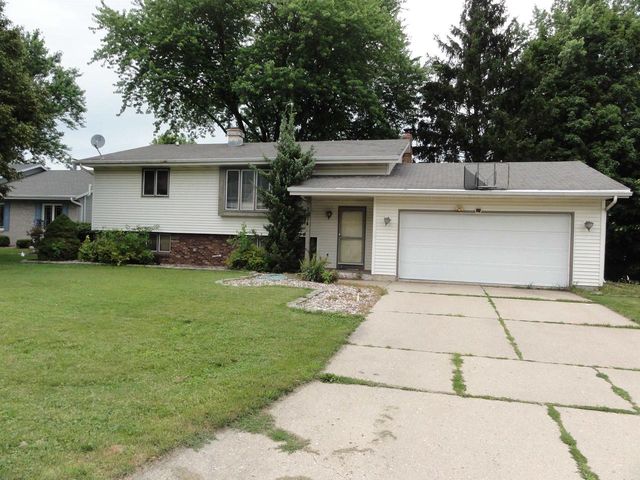2414 Galahad Way, Janesville, WI 53548