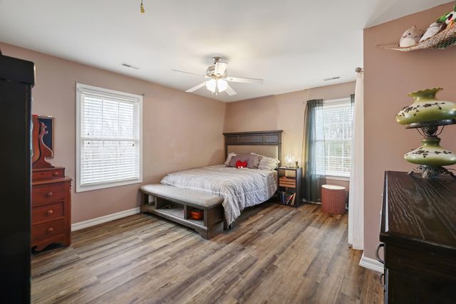 1327 Cheatham Dam Rd, Ashland City, TN 37015