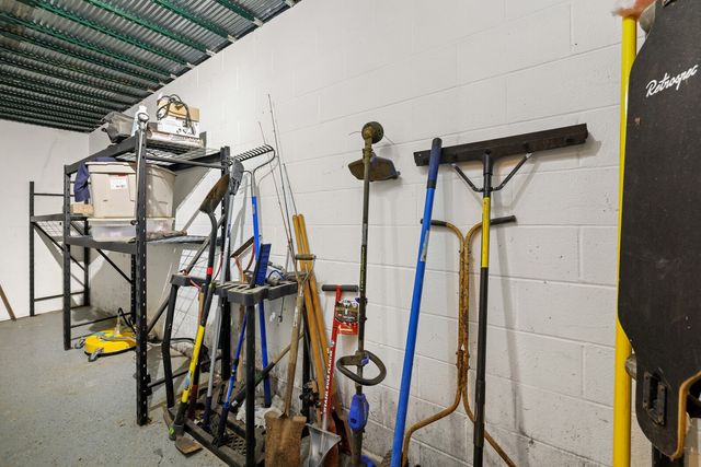 1327 Cheatham Dam Rd, Ashland City, TN 37015