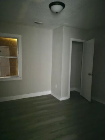 818 CROCKETT ST, Memphis, TN 38107