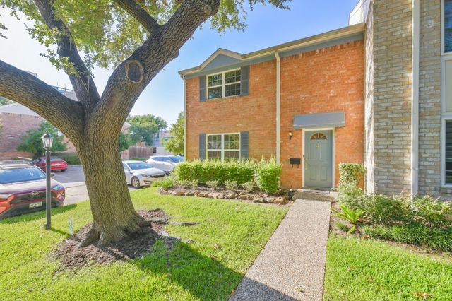 1687 W Sam Houston Parkway S, Houston, TX 77042