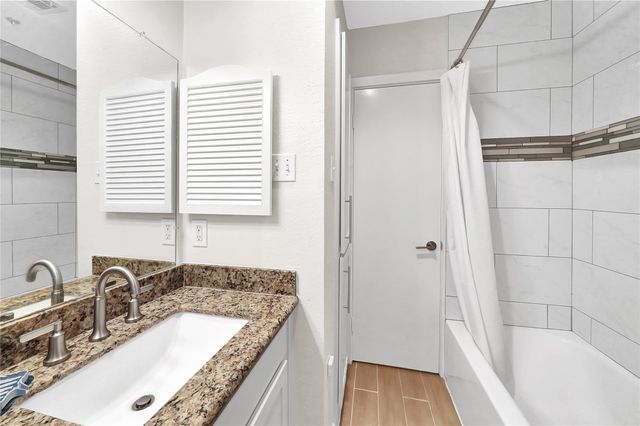 1687 W Sam Houston Parkway S, Houston, TX 77042
