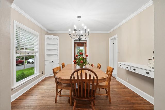 173 Graceline Boulevard, Waterloo, IA 50701