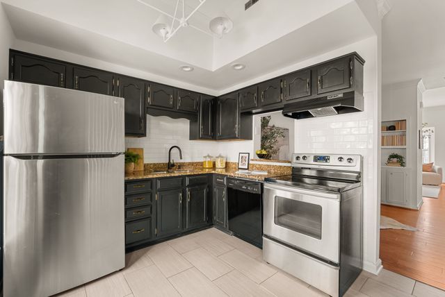 102 Fairmont Pl, Nashville, TN 37203