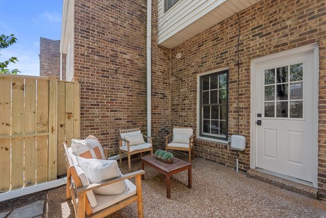 102 Fairmont Pl, Nashville, TN 37203