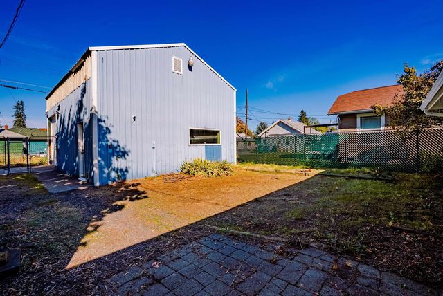 2014 W Shannon Ave, Spokane, WA 99205