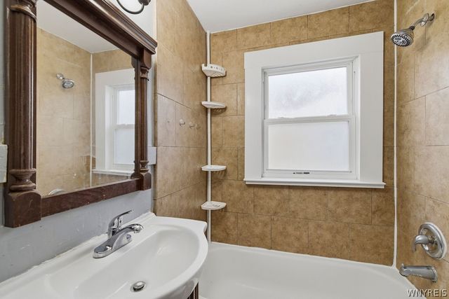 29 Avery Avenue, Buffalo, NY 14216