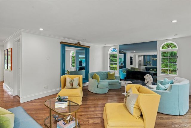 129 Oneck Lane, Westhampton Beach, NY 11978