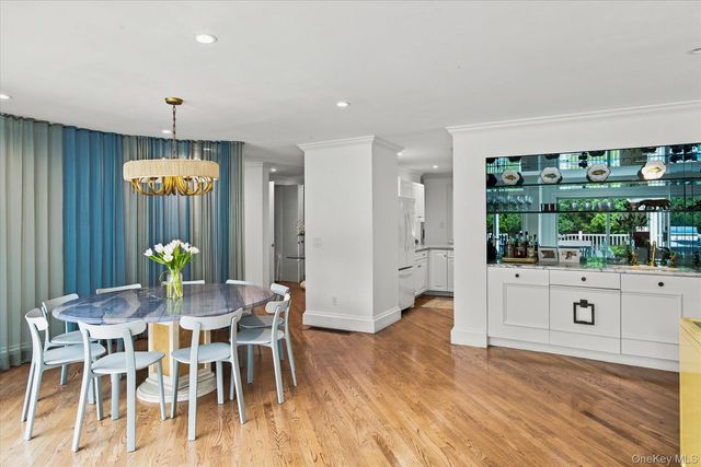 129 Oneck Lane, Westhampton Beach, NY 11978