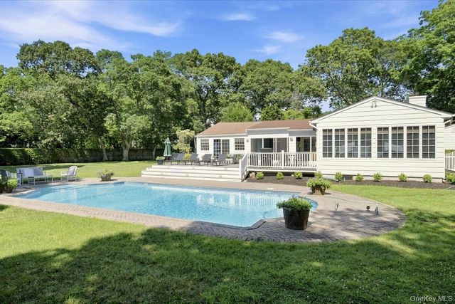 129 Oneck Lane, Westhampton Beach, NY 11978