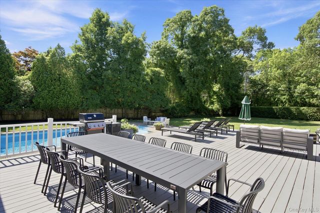 129 Oneck Lane, Westhampton Beach, NY 11978