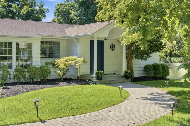 129 Oneck Lane, Westhampton Beach, NY 11978