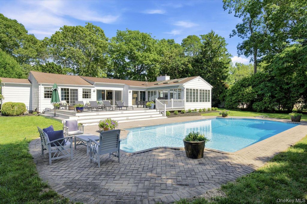 129 Oneck Lane, Westhampton Beach, NY 11978