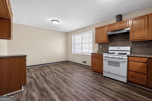 954 Cochise Trail SE, Conyers, GA 30094