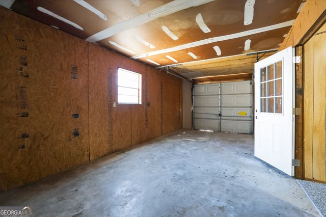 954 Cochise Trail SE, Conyers, GA 30094