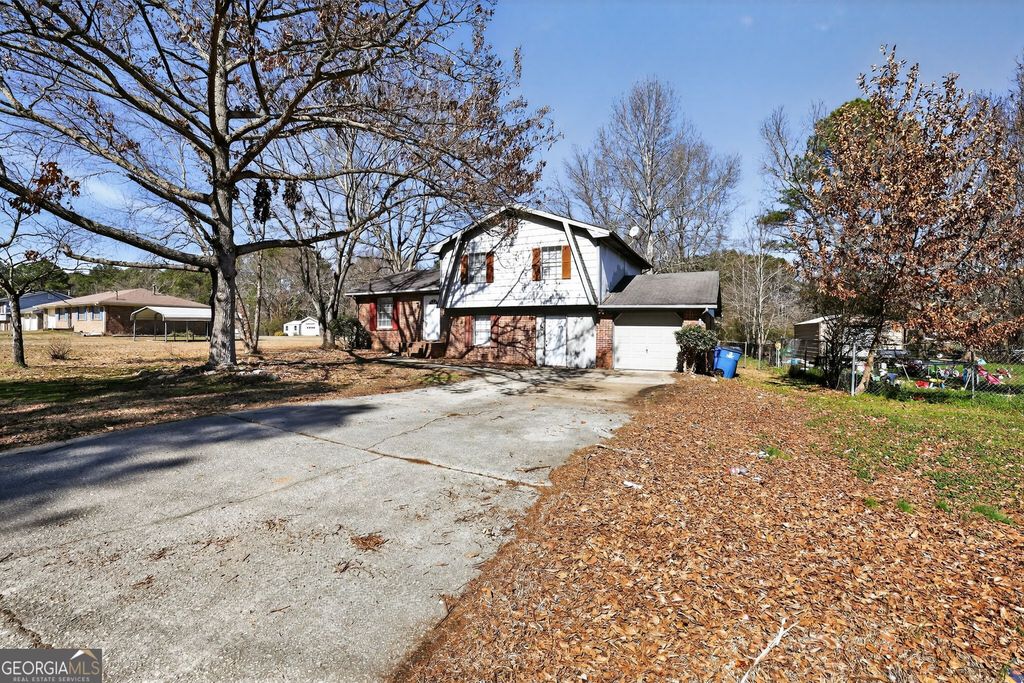 954 Cochise Trail SE, Conyers, GA 30094