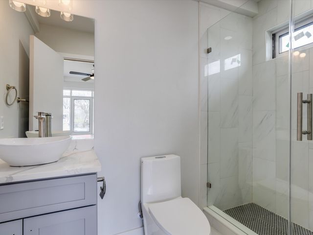 810 Premier Parkway, Grand Prairie, TX 75051