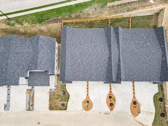 810 Premier Parkway, Grand Prairie, TX 75051