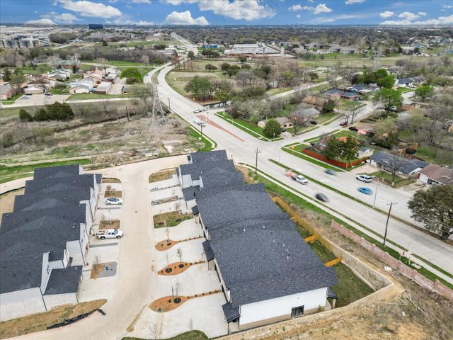 810 Premier Parkway, Grand Prairie, TX 75051