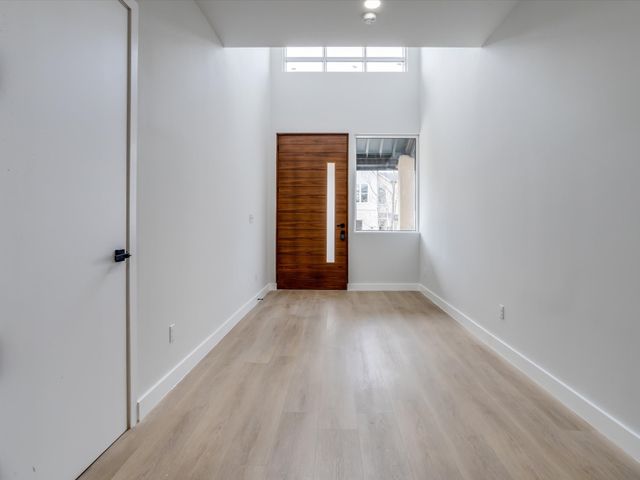 810 Premier Parkway, Grand Prairie, TX 75051