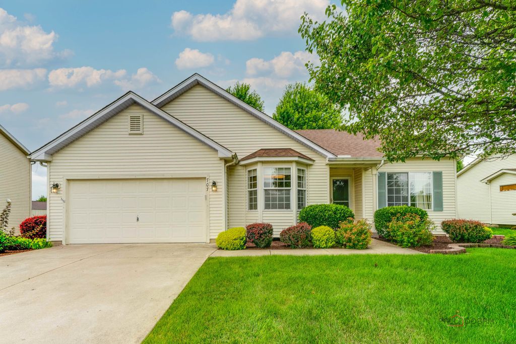 707 Wedgewood Trail, Mchenry, IL 60050