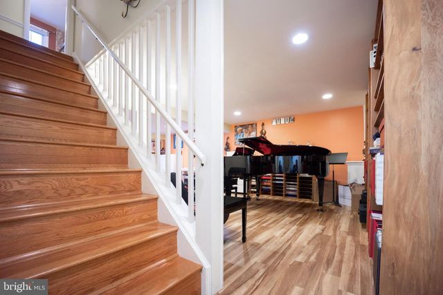 9941 FREDERICK RD, Ellicott City, MD 21042