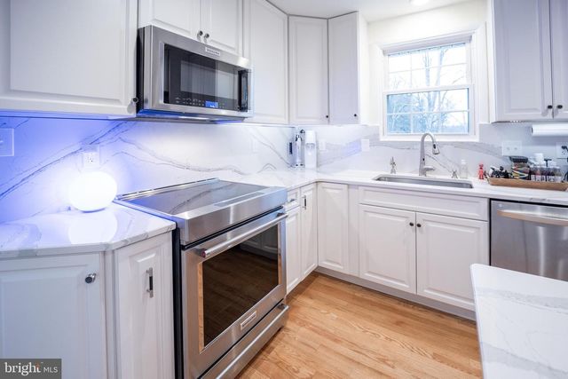 9941 FREDERICK RD, Ellicott City, MD 21042