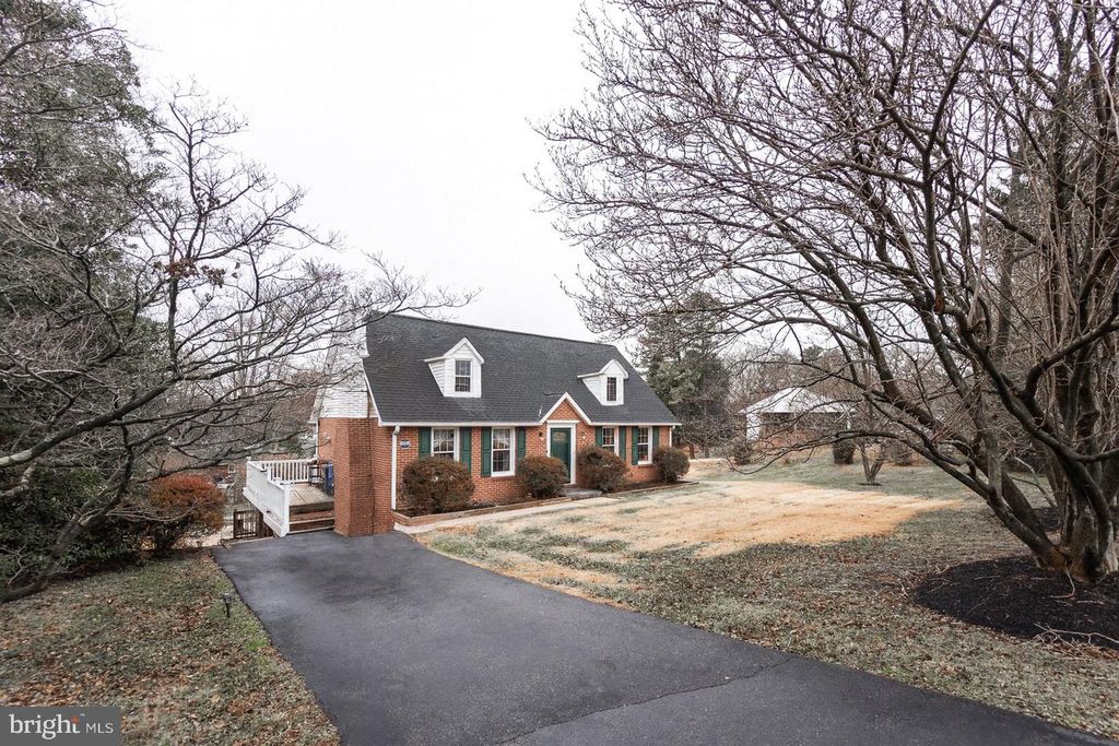 9941 FREDERICK RD, Ellicott City, MD 21042