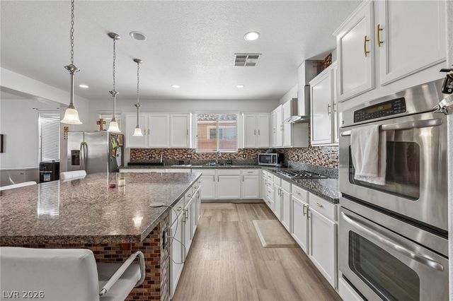 6636 Cliff Shore Court, North Las Vegas, NV 89084