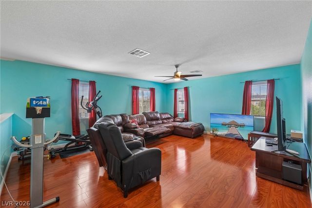6636 Cliff Shore Court, North Las Vegas, NV 89084