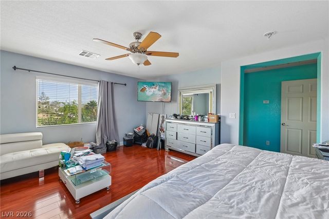 6636 Cliff Shore Court, North Las Vegas, NV 89084