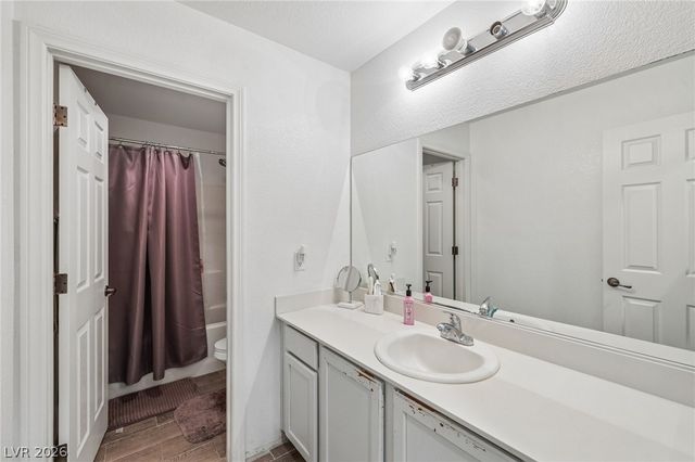 6636 Cliff Shore Court, North Las Vegas, NV 89084